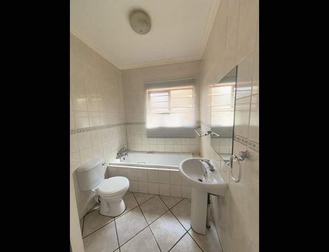 2 BEDROOM APARTMENT FOR SALE IN KENLEAF